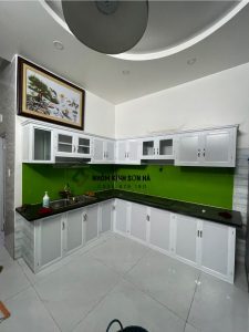 Tủ nhôm kính sơn tính điện